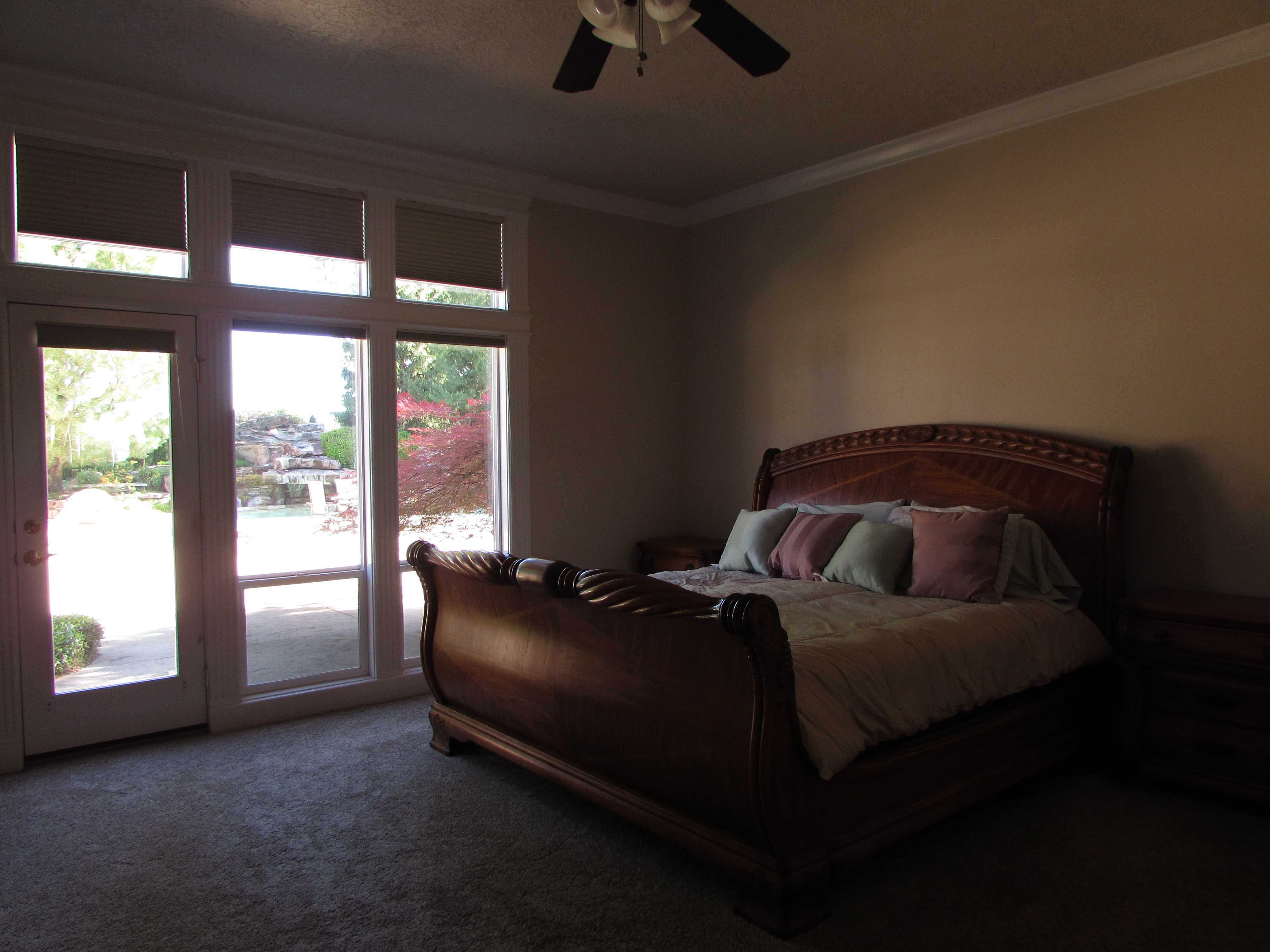 with view and door access to pool, hottub and back yard